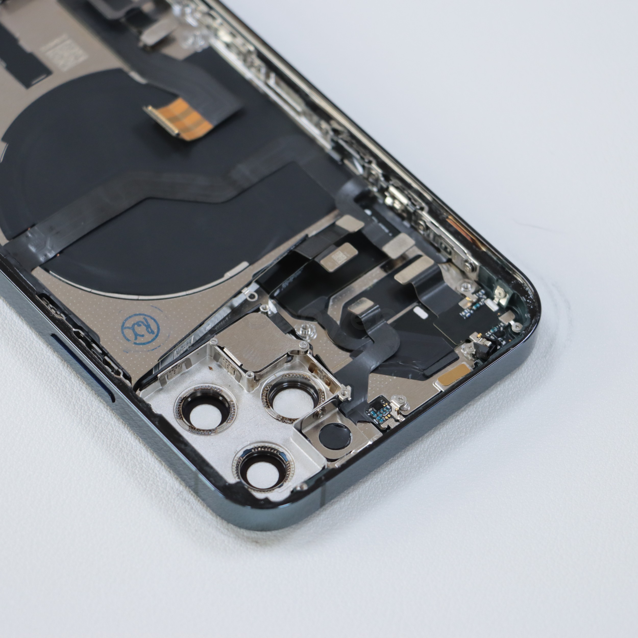 Housing for Apple iPhone 12 Pro With Parts (Blue) (Pulled)